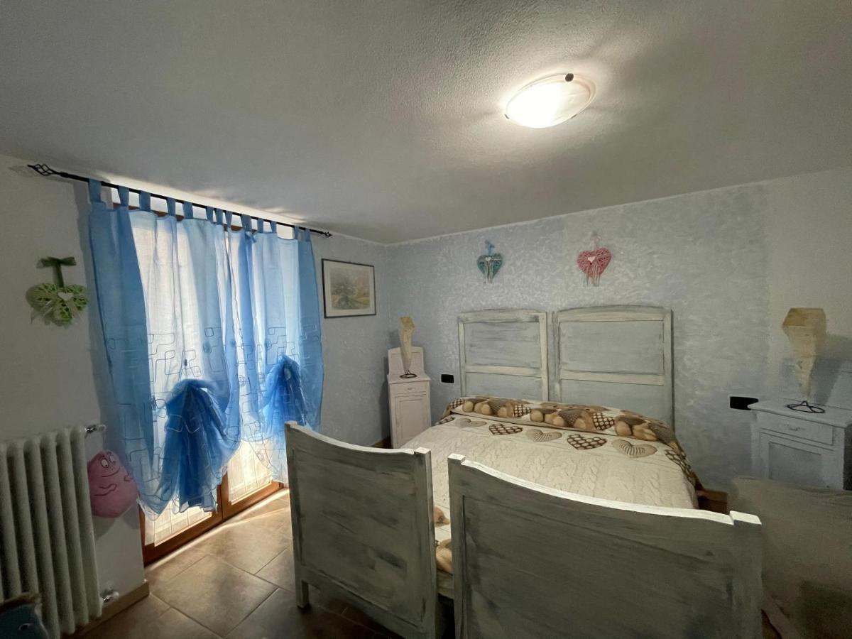 La Casa Di Pucci Nel Borgo Affrescato Di Parlasco Cortenova Εξωτερικό φωτογραφία