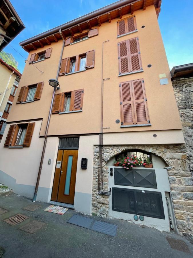 La Casa Di Pucci Nel Borgo Affrescato Di Parlasco Cortenova Εξωτερικό φωτογραφία