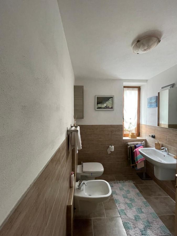 La Casa Di Pucci Nel Borgo Affrescato Di Parlasco Cortenova Εξωτερικό φωτογραφία