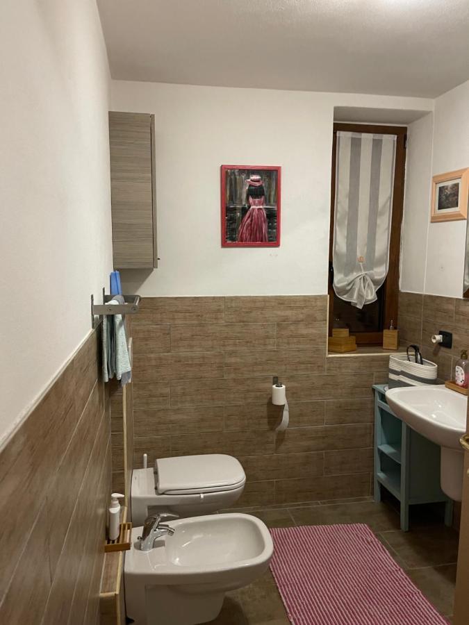 La Casa Di Pucci Nel Borgo Affrescato Di Parlasco Cortenova Εξωτερικό φωτογραφία