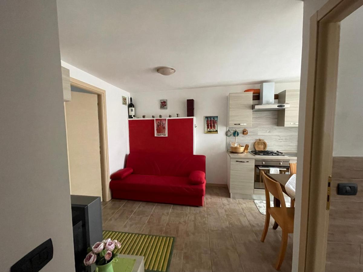 La Casa Di Pucci Nel Borgo Affrescato Di Parlasco Cortenova Εξωτερικό φωτογραφία